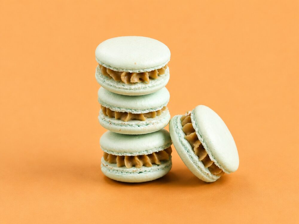 Salted Caramel Macaron (35g)
